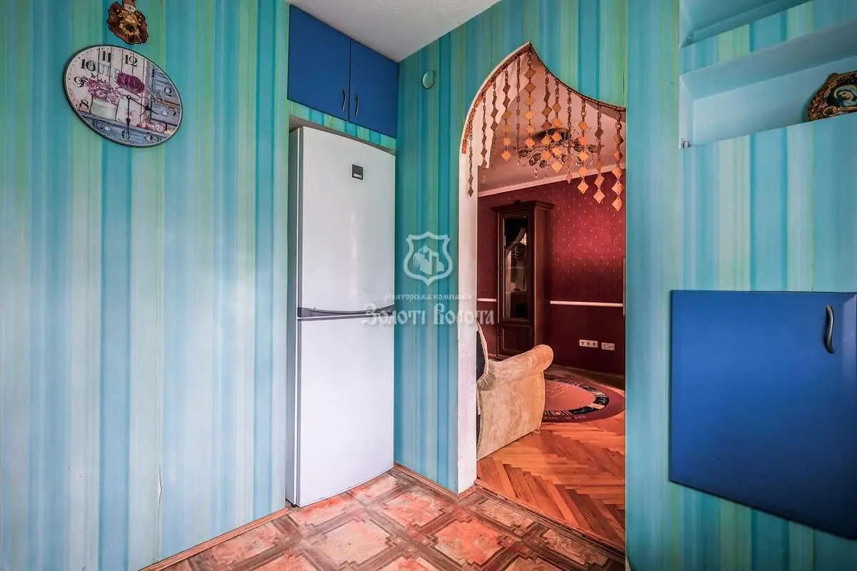 Фото Продаю 3 кімнатну квартиру, 57.25 кв. м, Академіка Каблукова вул. 9 Київ, ціна: 72000 USD, код 6508
