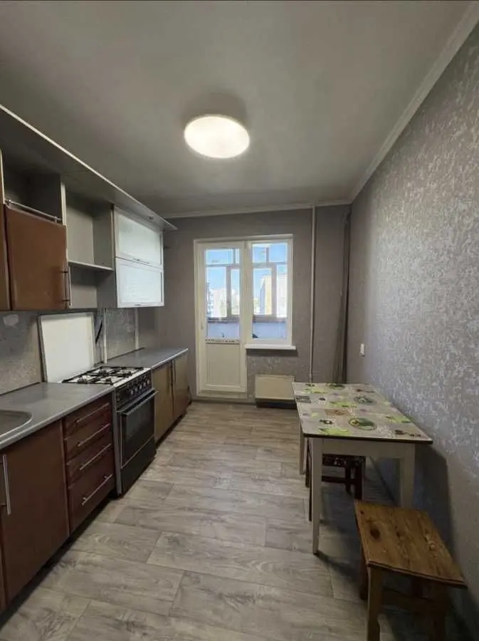 Фото Selling a 3-room apartment, 62 sq.m., Pavlova Street 7 Chernihiv, price: 42500 USD, code 6513