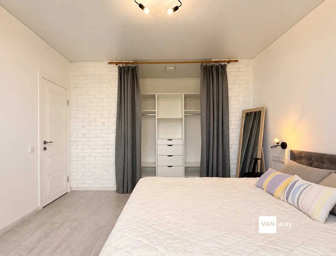 Фото Selling a 1-room apartment, 43.3 sq.m., Yasynuvatskyi Lane 10 Kyiv, price: 82000 USD, code 6515