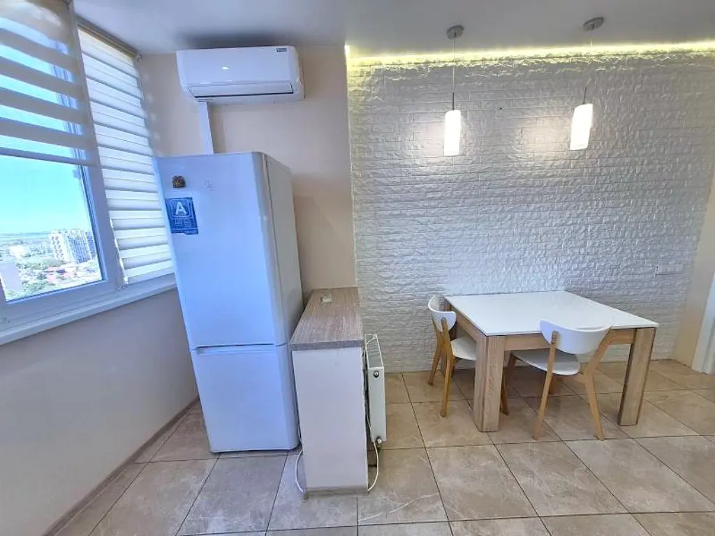 Фото Selling a 1-room apartment, 45 sq.m., Kostandi Street 162 Odesa, price: 45000 $, code 6516
