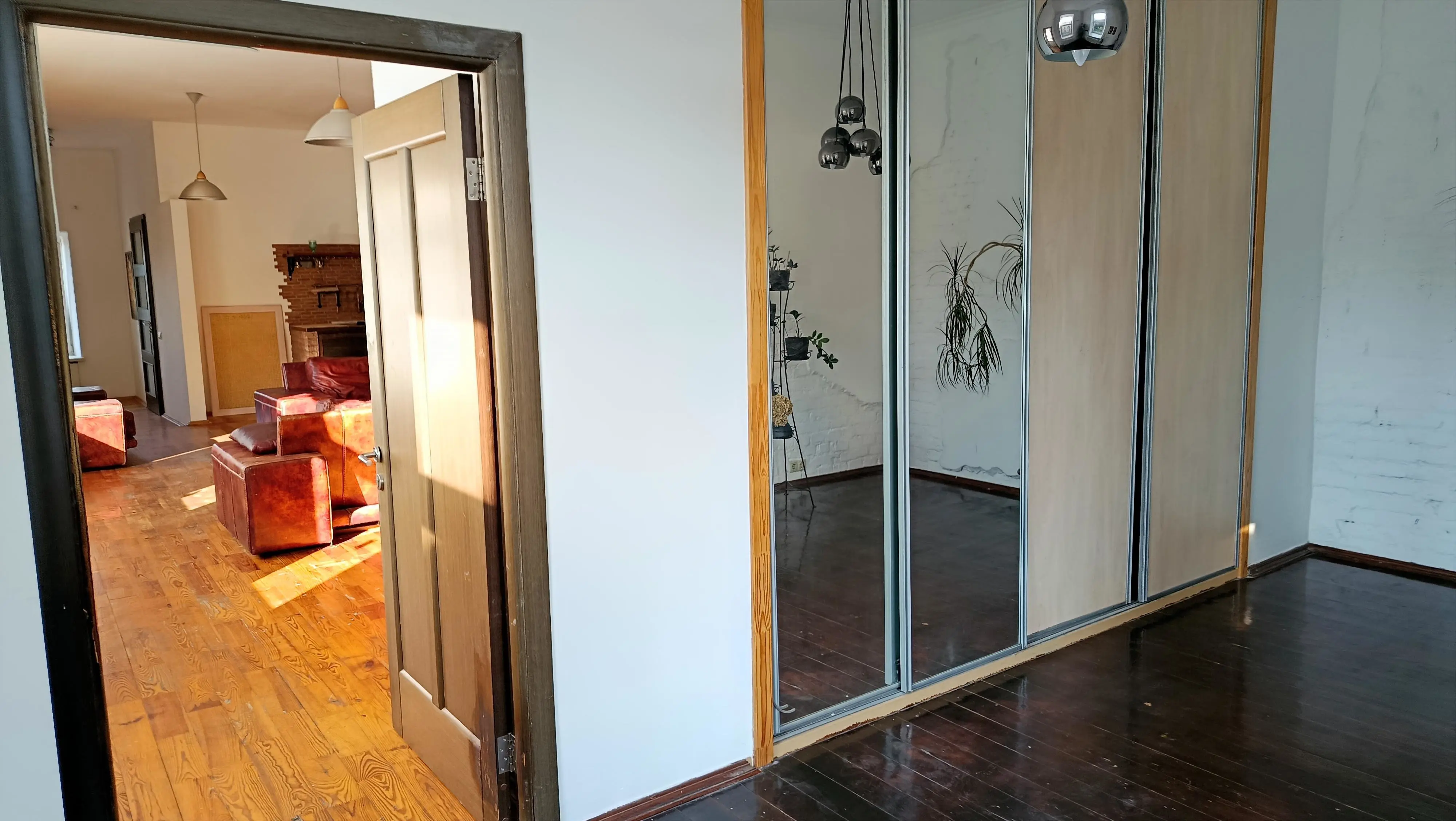 Фото Продаю 2-комнатную квартиру, 90 кв. м, Ярославская ул. 10 Киев, цена: 180000 $, код 4751