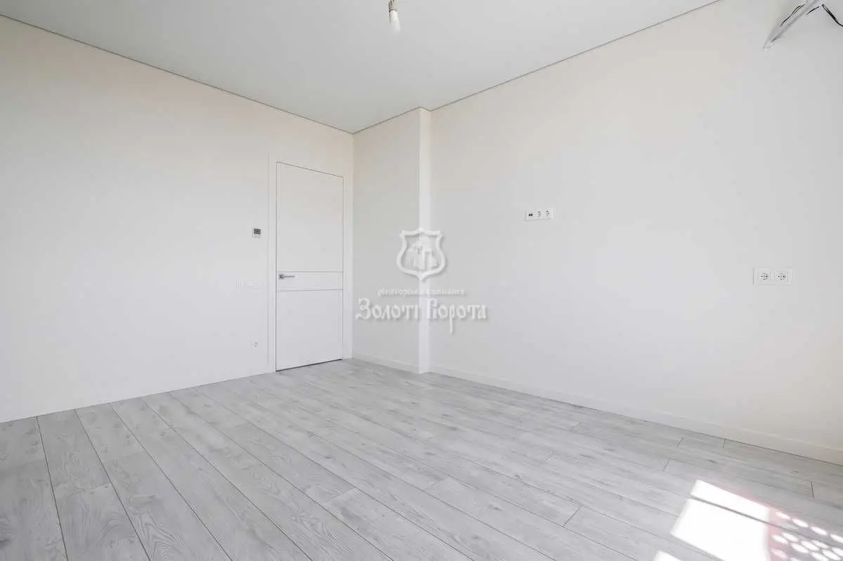 Фото Продаю 2 кімнатну квартиру, 64.1 кв. м, Воскресенська вул.  Київ, ціна: 176000 USD, код 6522