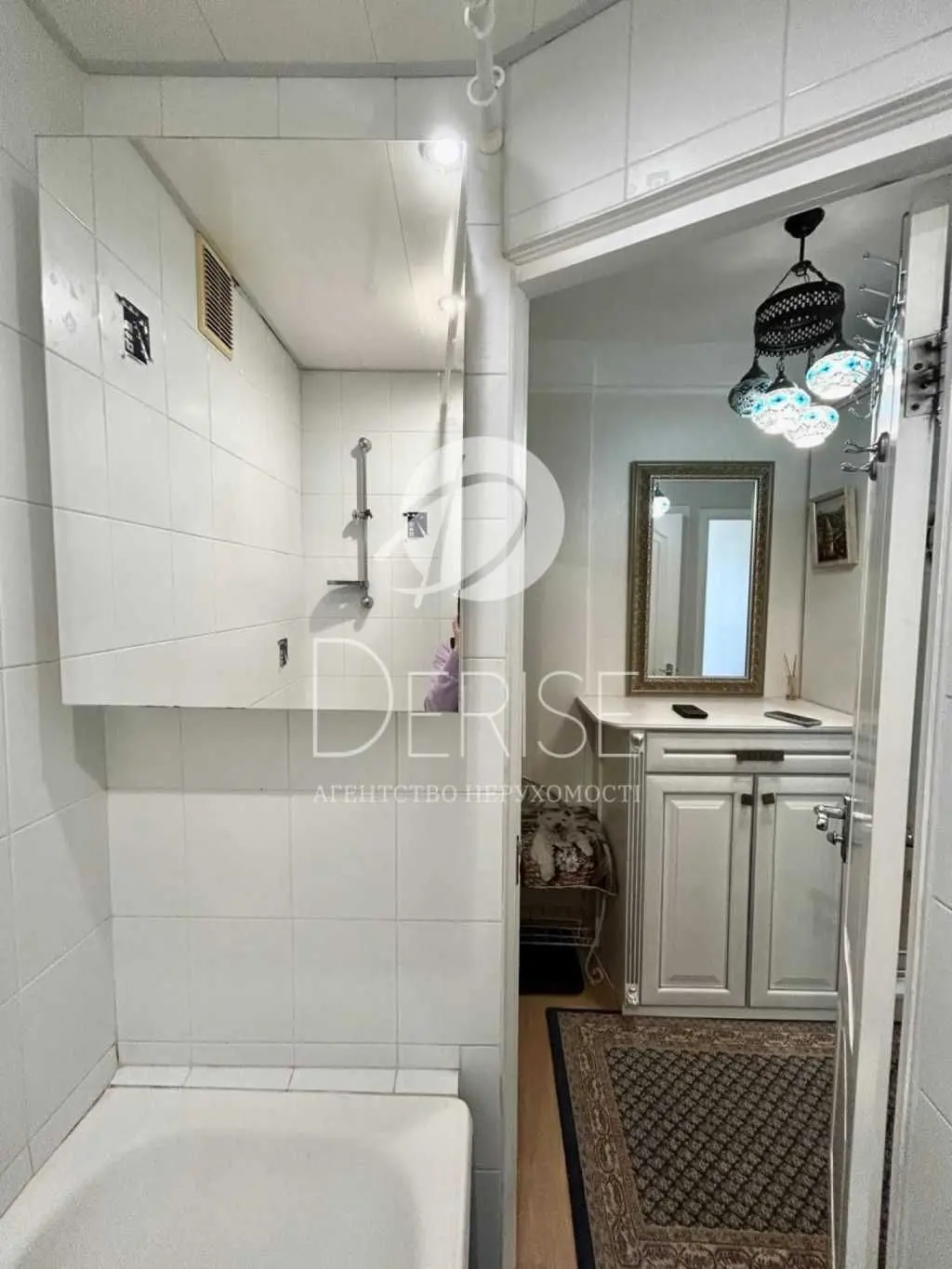 Фото Selling a 3-room apartment, 59.3 sq.m., Vasylkivska Street  Kyiv, price: 110000 USD, code 6524
