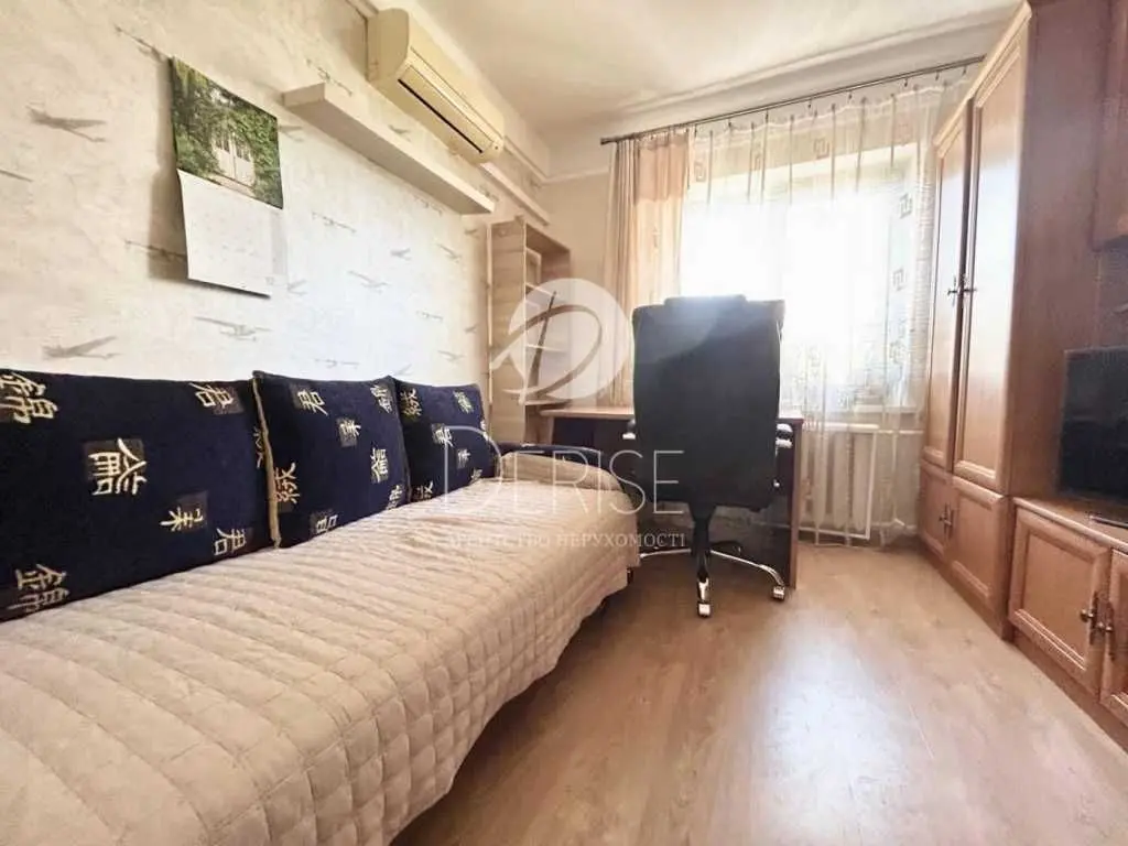 Фото Selling a 3-room apartment, 59.3 sq.m., Vasylkivska Street  Kyiv, price: 110000 USD, code 6524