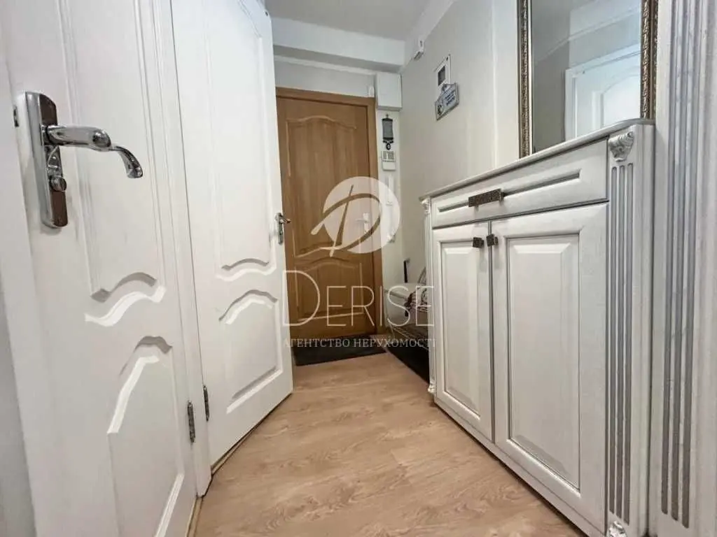 Фото Selling a 3-room apartment, 59.3 sq.m., Vasylkivska Street  Kyiv, price: 110000 USD, code 6524