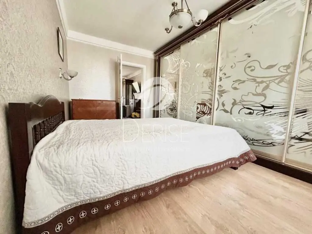 Фото Selling a 3-room apartment, 59.3 sq.m., Vasylkivska Street  Kyiv, price: 110000 USD, code 6524