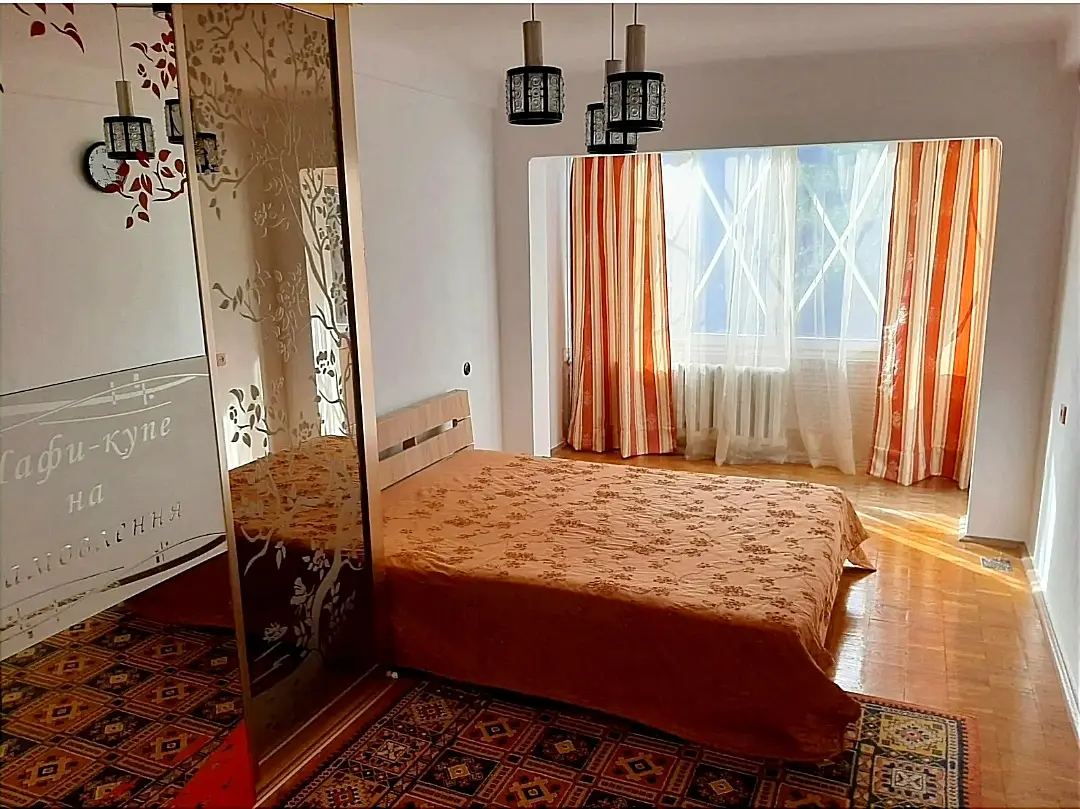 Фото Selling a 2-room apartment, 53 sq.m., Entuziastiv Street 11/1 Kyiv, price: 70000 $, code 6416