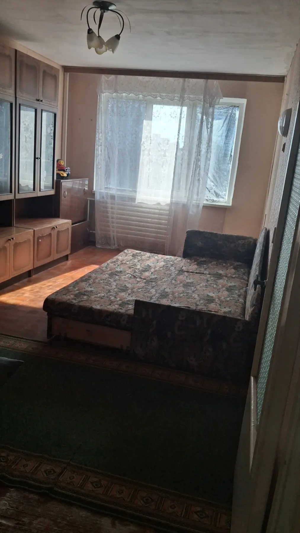 Фото Зняти 1 кімнатну квартиру, Санаторна вул. 27 Київ в довгострокову оренду, ціна: 8000 UAH, код 6530