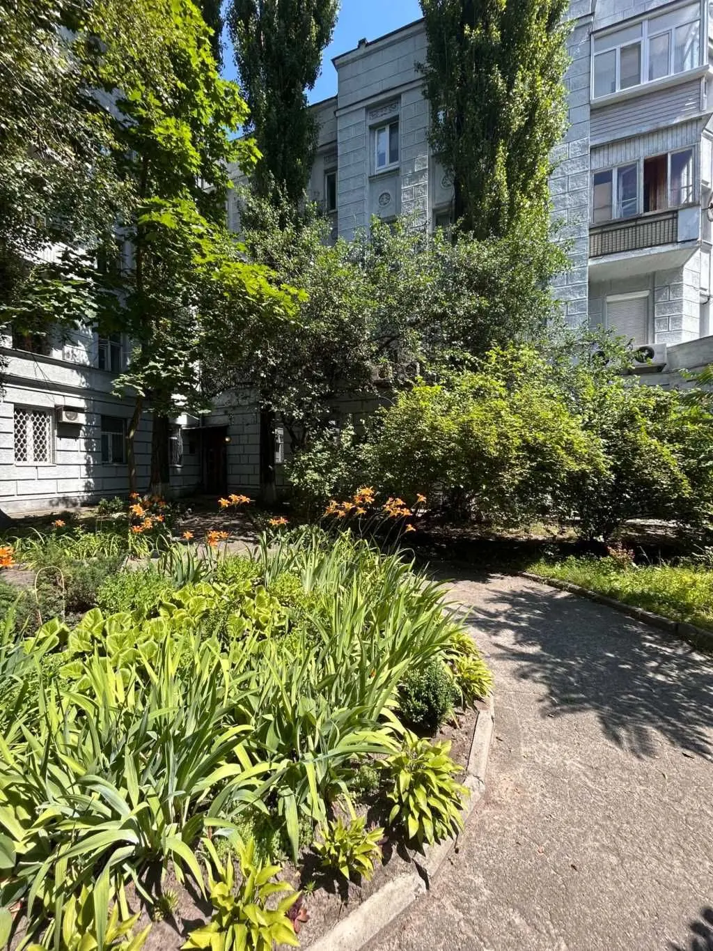 Фото Продаю 2 кімнатну квартиру, 67 кв. м, Лютеранська вул. 27-29 Київ, ціна: 145000 USD, код 6537
