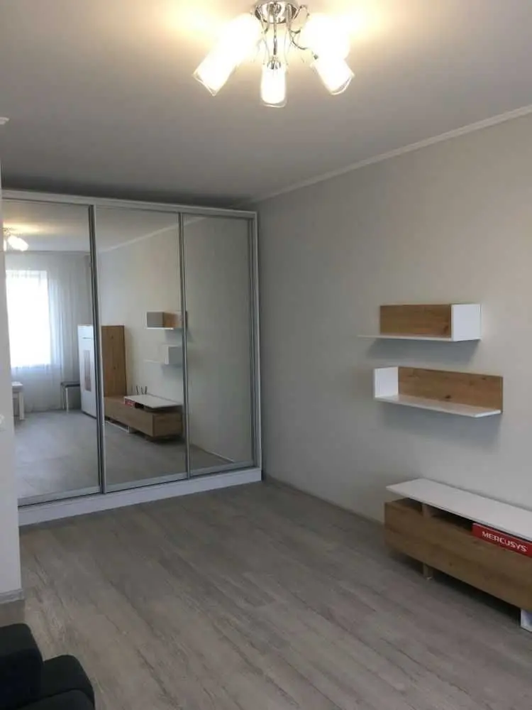 Фото Продаю 1 кімнатну квартиру, 40 кв. м, Доківська вул.  Коцюбинське, ціна: 57500 USD, код 6538