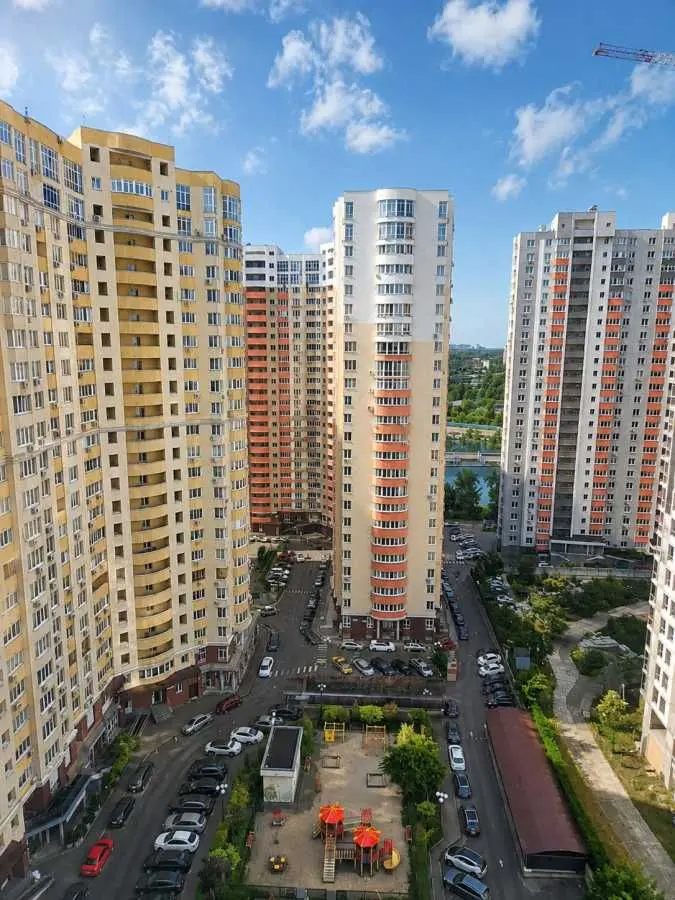 Фото Зняти 1 кімнатну квартиру, Юрія Іллєнка вул. (Мельникова)  Київ в довгострокову оренду, ціна: 17000 UAH, код 6545