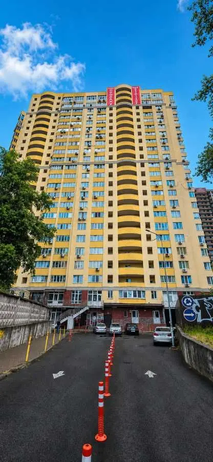Фото Зняти 1 кімнатну квартиру, Юрія Іллєнка вул. (Мельникова)  Київ в довгострокову оренду, ціна: 17000 UAH, код 6545