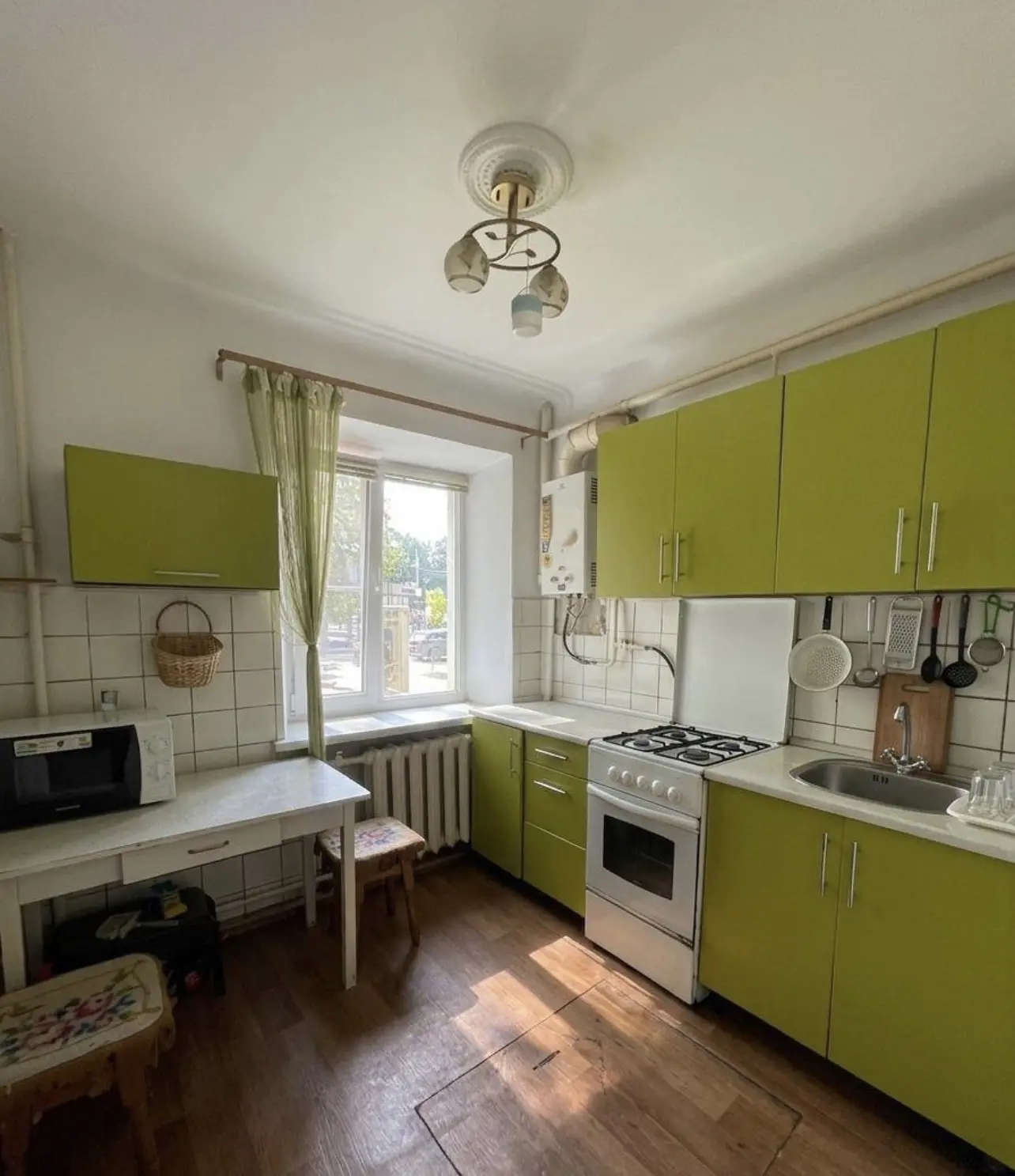 Фото Продаю комерційну нерухомість, 43.2 кв. м, Кам’янецька вул.  Хмельницький, ціна: 55000 $, код 6556