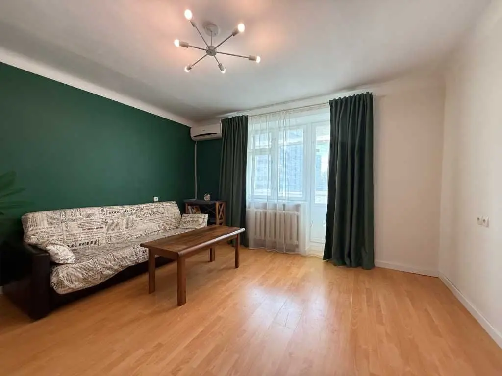 Фото Selling a 1-room apartment, 40 sq.m., Profesora Pidvysotskoho Street  Kyiv, price: 77000 USD, code 6557