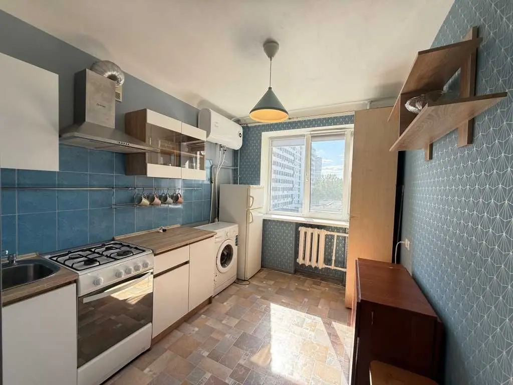 Фото Selling a 1-room apartment, 40 sq.m., Profesora Pidvysotskoho Street  Kyiv, price: 77000 USD, code 6557