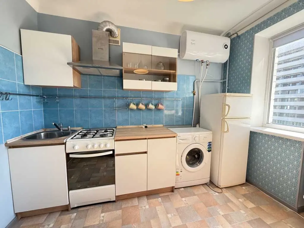 Фото Selling a 1-room apartment, 40 sq.m., Profesora Pidvysotskoho Street  Kyiv, price: 77000 USD, code 6557