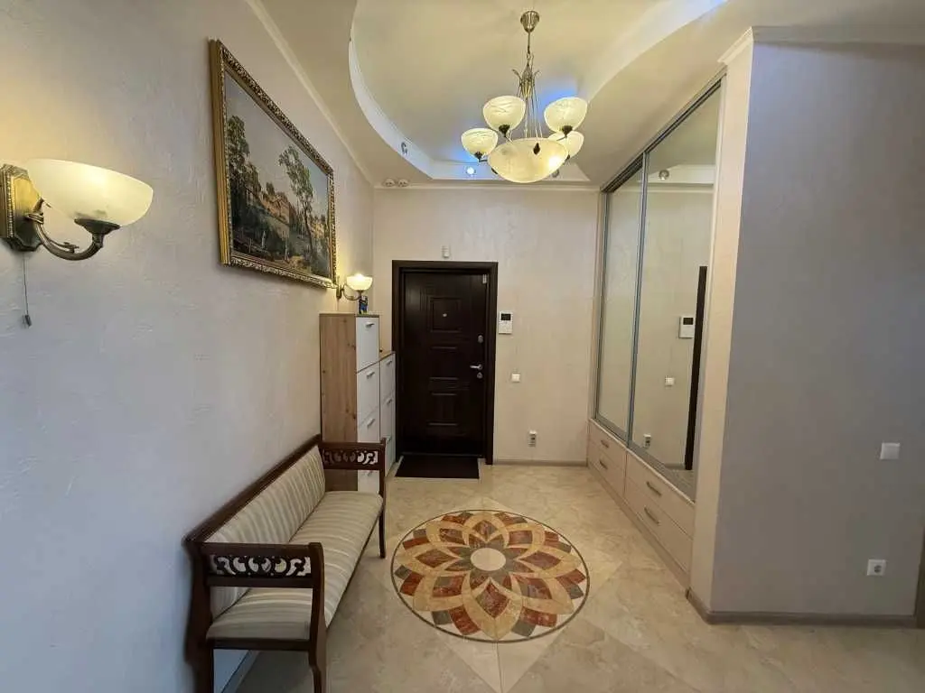 Фото Selling a 3-room apartment, 112 sq.m., Nauky Avenue 30 Kyiv, price: 190000 USD, code 6558
