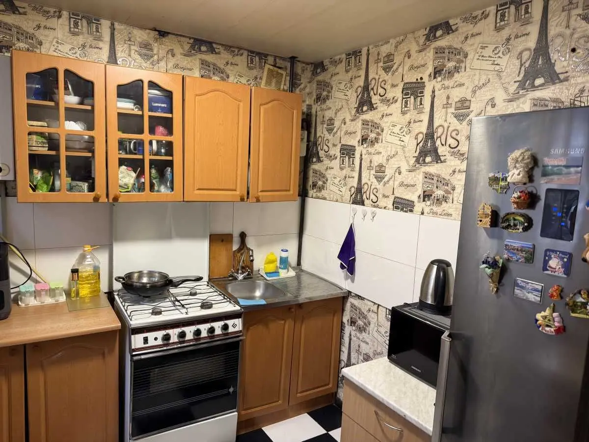 Фото Selling a 2-room apartment, 45 sq.m., Bohdana Khmelnytskoho Avenue (Heroiv Stalinhrada Street) 45 Dnipro, price: 36000 USD, code 6559