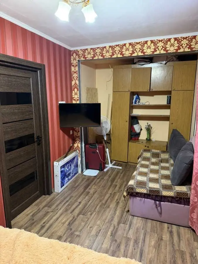 Фото Selling a 2-room apartment, 45 sq.m., Bohdana Khmelnytskoho Avenue (Heroiv Stalinhrada Street) 45 Dnipro, price: 36000 USD, code 6559