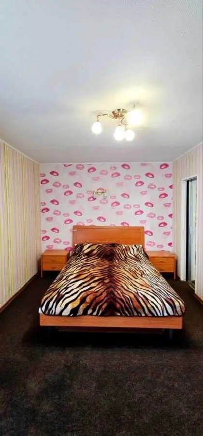 Фото Selling a 2-room apartment, 61.5 sq.m., Kharkivska street 63 Kamianske, price: 40000 USD, code 6560