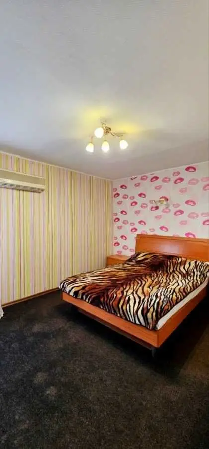 Фото Selling a 2-room apartment, 61.5 sq.m., Kharkivska street 63 Kamianske, price: 40000 USD, code 6560