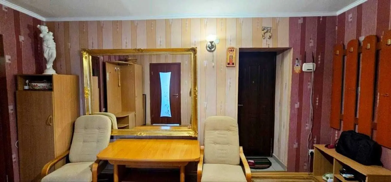 Фото Selling a 2-room apartment, 61.5 sq.m., Kharkivska street 63 Kamianske, price: 40000 USD, code 6560