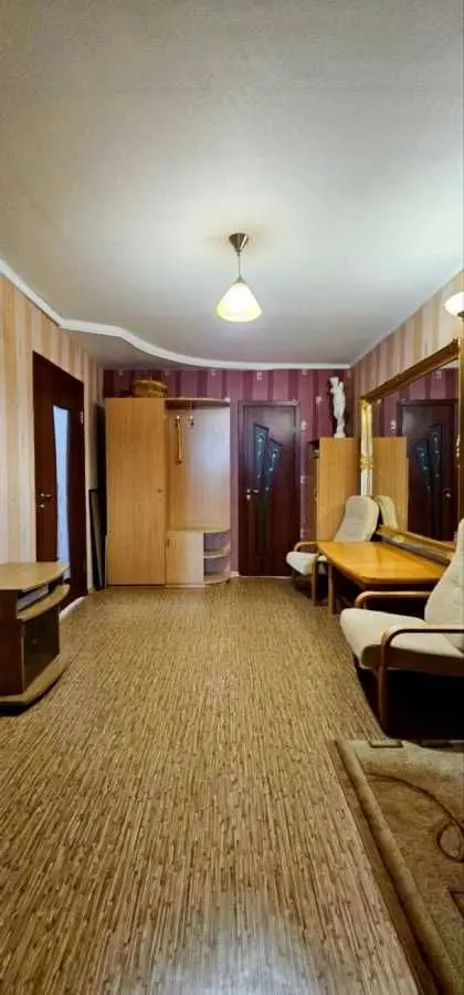 Фото Selling a 2-room apartment, 61.5 sq.m., Kharkivska street 63 Kamianske, price: 40000 USD, code 6560