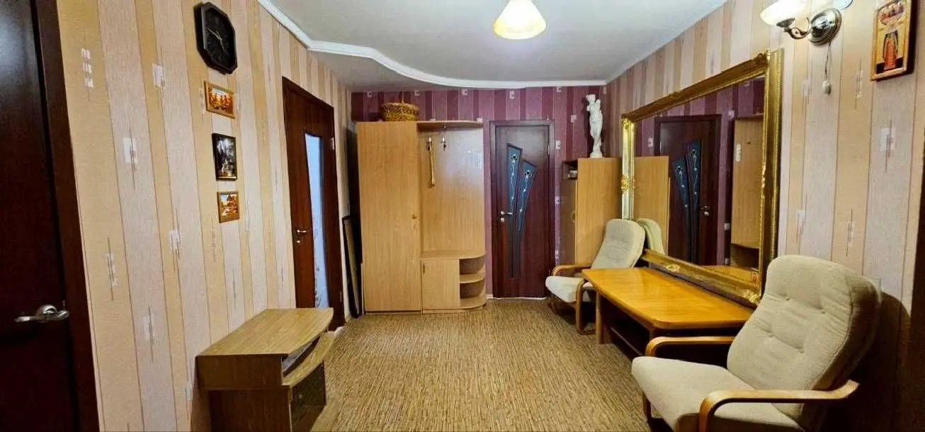 Фото Selling a 2-room apartment, 61.5 sq.m., Kharkivska street 63 Kamianske, price: 40000 USD, code 6560