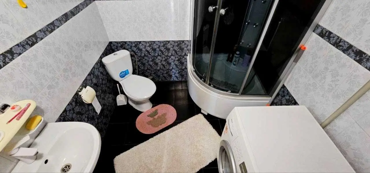 Фото Selling a 2-room apartment, 61.5 sq.m., Kharkivska street 63 Kamianske, price: 40000 USD, code 6560