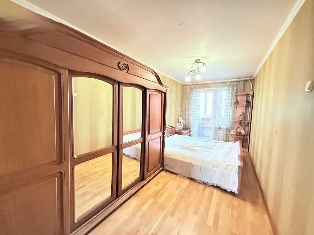 Фото Продаю 3 кімнатну квартиру, 62 кв. м, Березняківська вул. 38 Київ, ціна: 73000 USD, код 6571