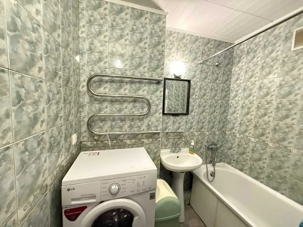 Фото Продаю 3 кімнатну квартиру, 62 кв. м, Березняківська вул. 38 Київ, ціна: 73000 USD, код 6571