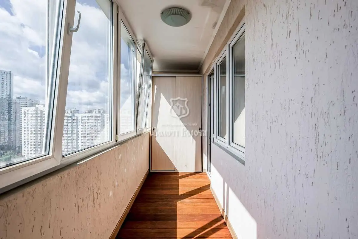 Фото Продаю 3 кімнатну квартиру, 123.3 кв. м, Петра Григоренка просп. 23 Київ, ціна: 270000 USD, код 6587