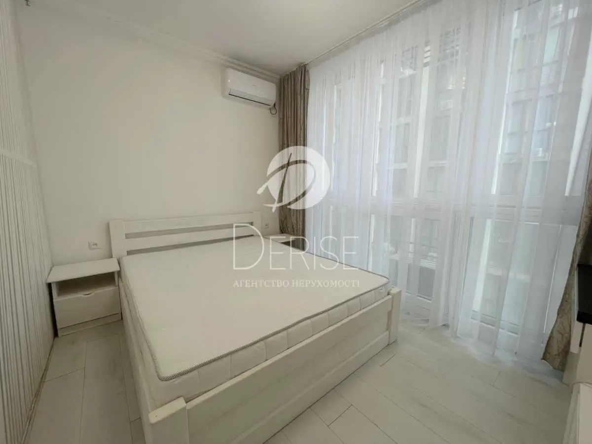 Фото Продаю 1 кімнатну квартиру, 22 кв. м, Кам’янська вул. 127 Київ, ціна: 48000 USD, код 6590
