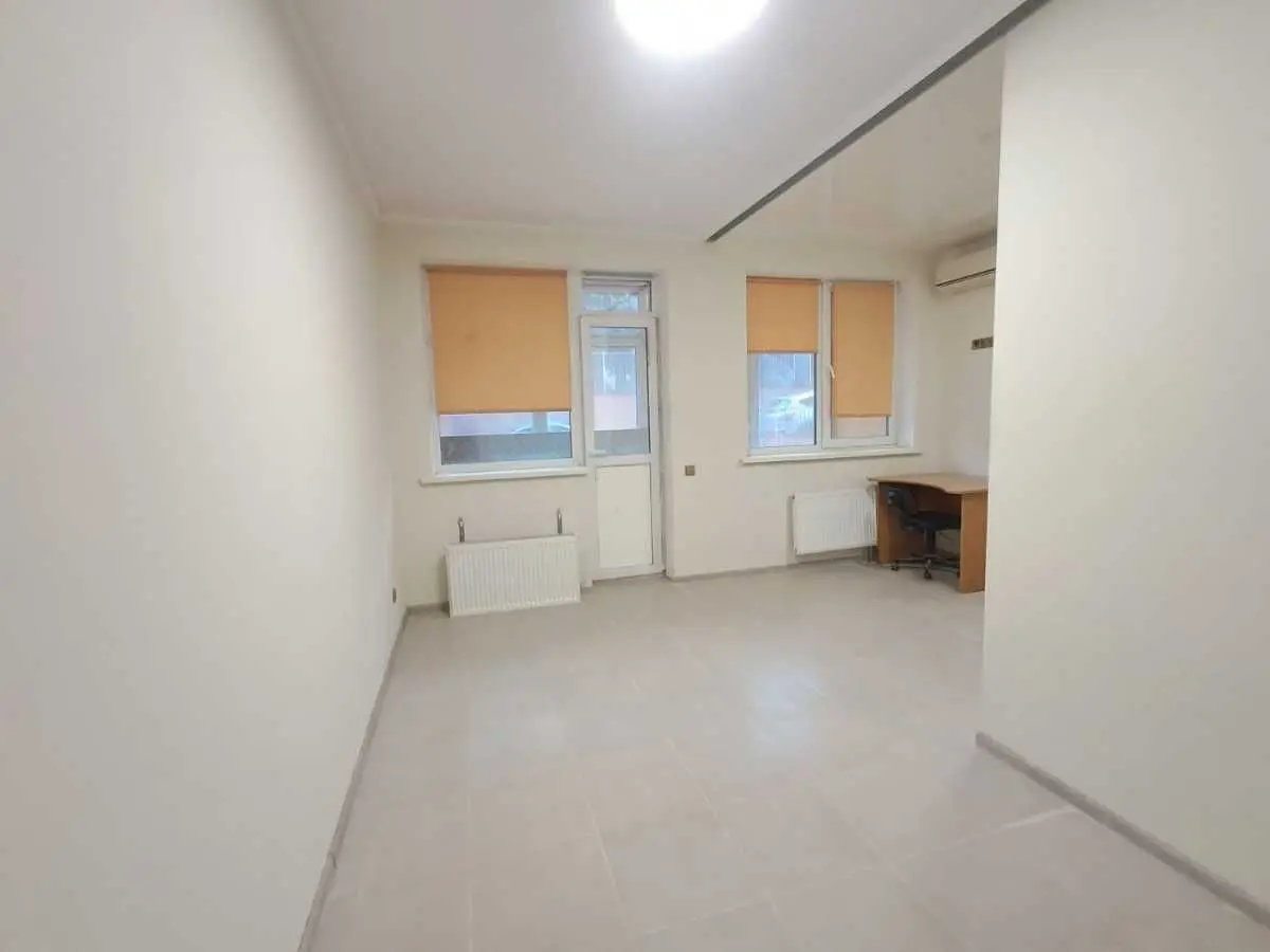 Фото Продаю офіс, 60 кв. м, Наталії Ужвій вул. 12 Київ, ціна: 85000 USD, код 6592