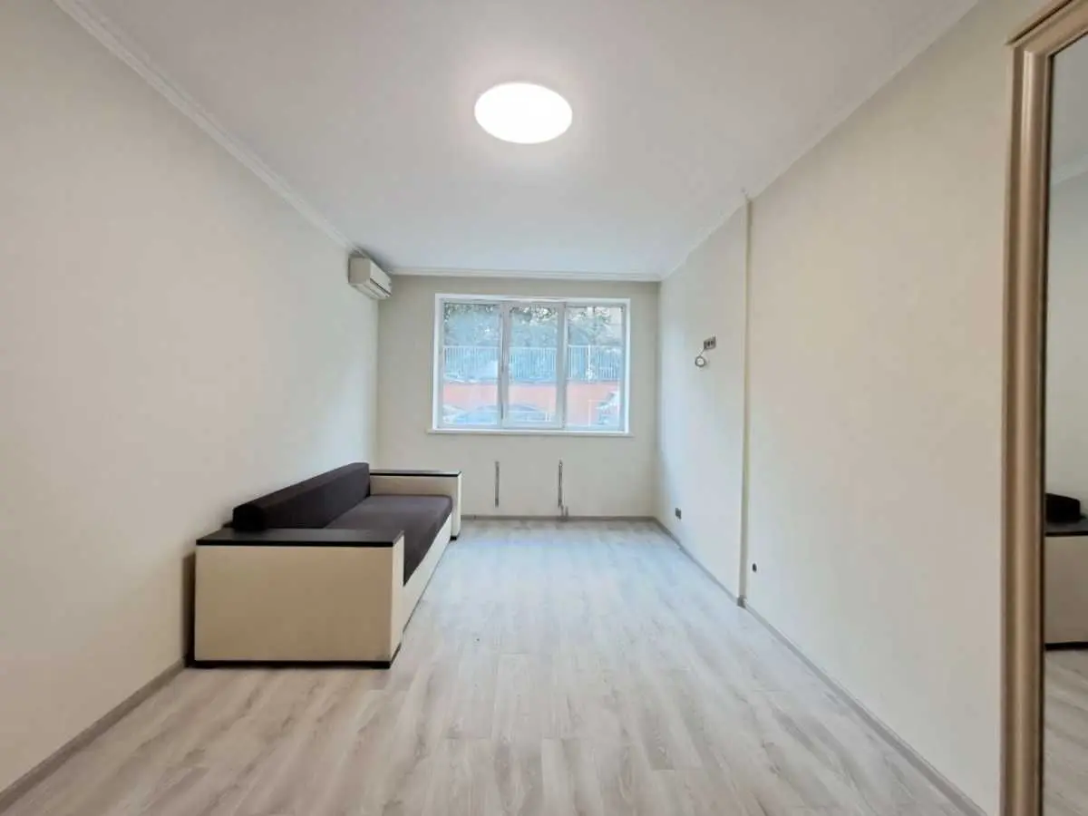 Фото Продаю офіс, 60 кв. м, Наталії Ужвій вул. 12 Київ, ціна: 85000 USD, код 6592