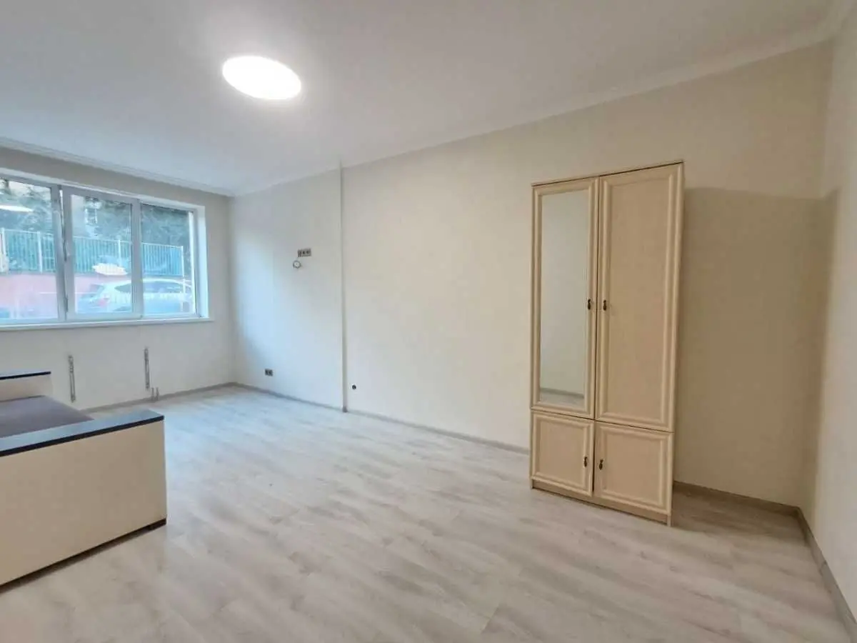 Фото Продаю офіс, 60 кв. м, Наталії Ужвій вул. 12 Київ, ціна: 85000 USD, код 6592