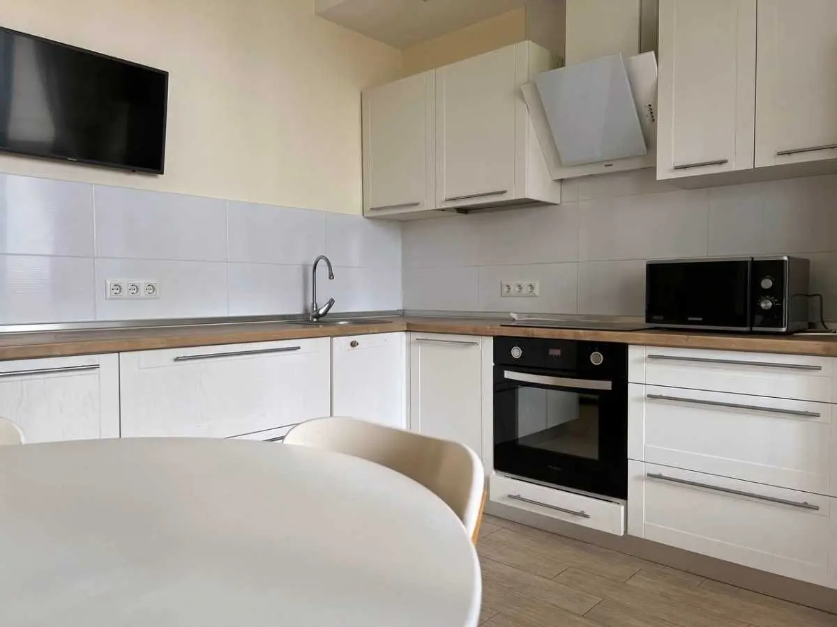 Фото Selling a 1-room apartment, 43 sq.m., Bogolubova Street 25 Sofiivska Borschahivka, price: 67000 USD, code 6593