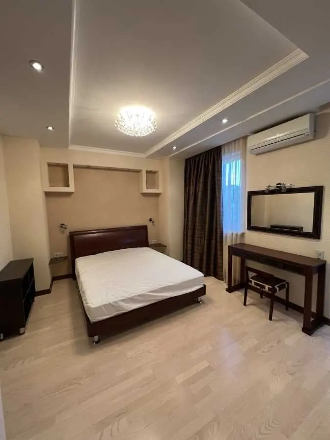 Фото Rent a 3-room apartment, Henerala Henadiia Vorobiova Street (Kurska street) 13 Kyiv for long-term rent, price: 30000 UAH, code 6596
