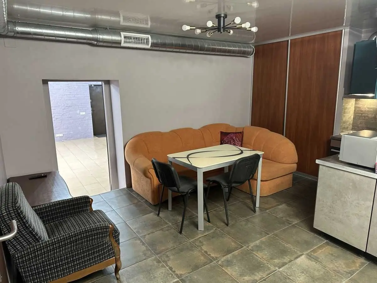 Фото Rent a retail space, Yerevanska Street 12 Kyiv for long-term rent, price: 60000 UAH, code 6599