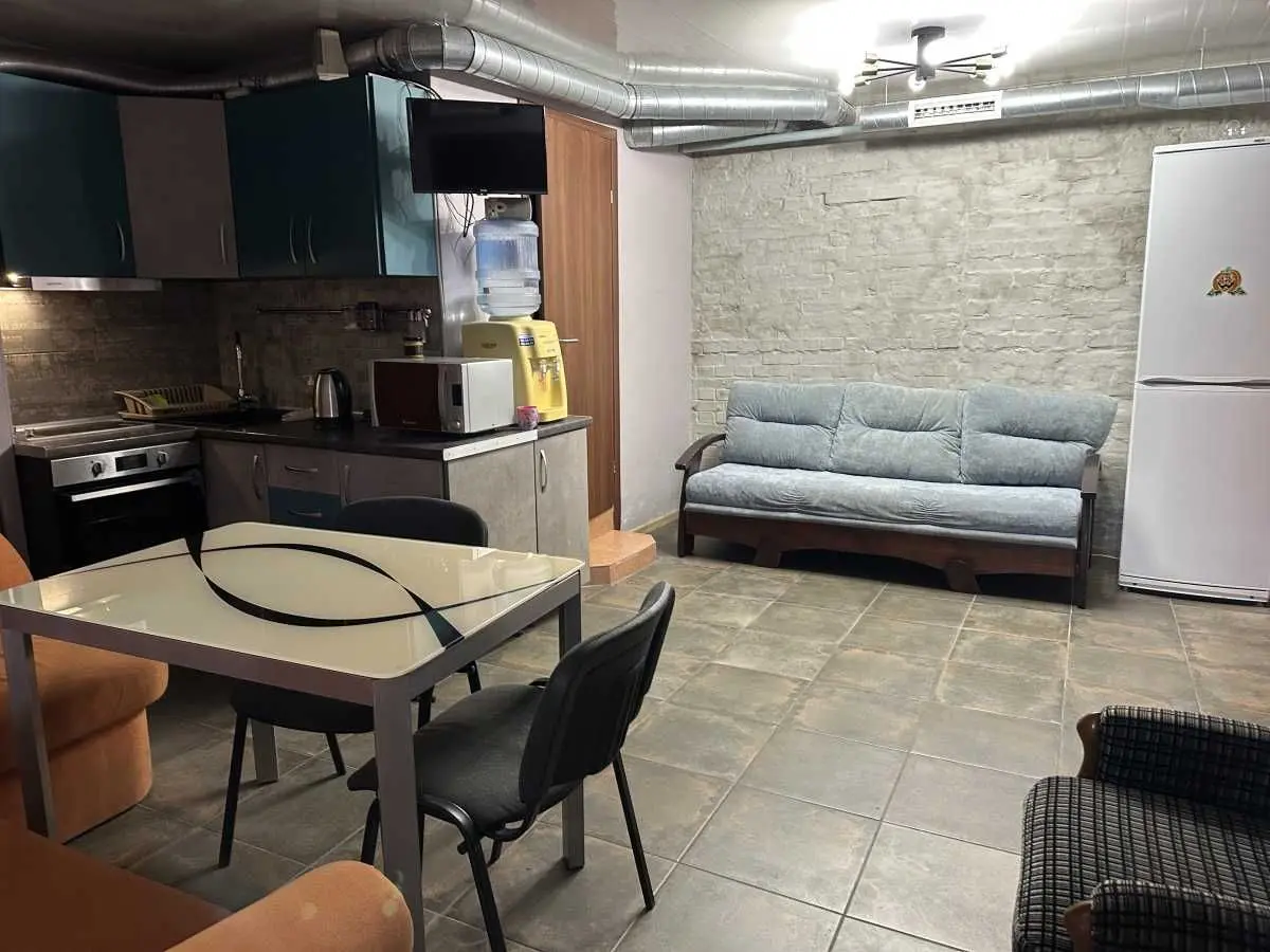 Фото Rent a retail space, Yerevanska Street 12 Kyiv for long-term rent, price: 60000 UAH, code 6599