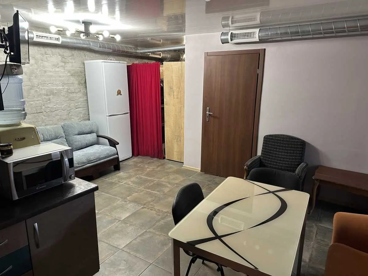 Фото Rent a retail space, Yerevanska Street 12 Kyiv for long-term rent, price: 60000 UAH, code 6599