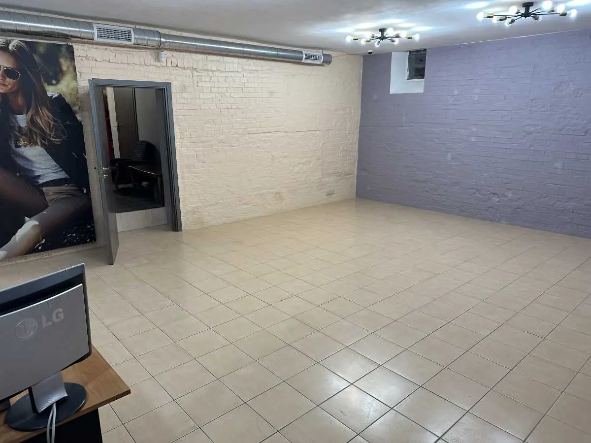 Фото Rent a retail space, Yerevanska Street 12 Kyiv for long-term rent, price: 60000 UAH, code 6599
