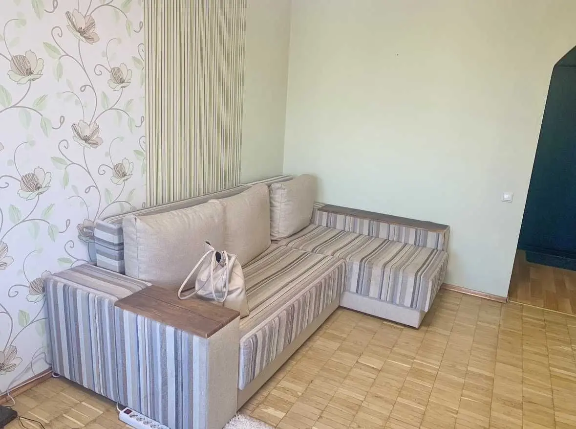 Фото Зняти 1 кімнатну квартиру, Левка Лукʼяненка вул. (Маршала Тимошенка) 1Б Київ в довгострокову оренду, ціна: 15000 UAH, код 6603