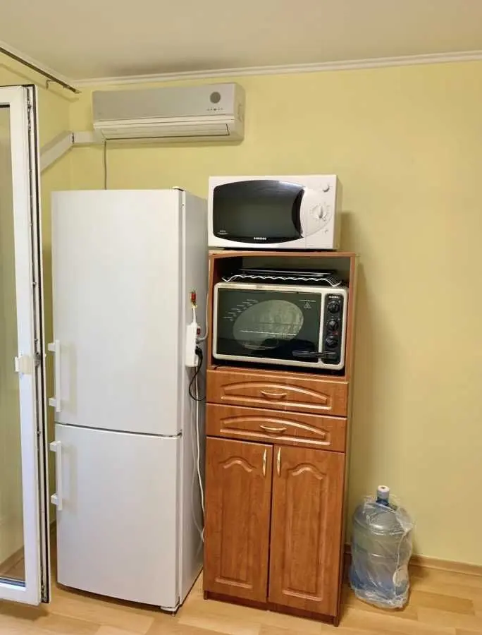Фото Зняти 1 кімнатну квартиру, Левка Лукʼяненка вул. (Маршала Тимошенка) 1Б Київ в довгострокову оренду, ціна: 15000 UAH, код 6603