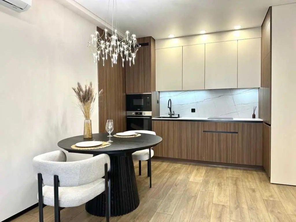 Фото Selling a 1-room apartment, 41 sq.m., Mykhaila Maksymovycha Street (Onufriia Trutenka Street)  Kyiv, price: 126000 USD, code 6608