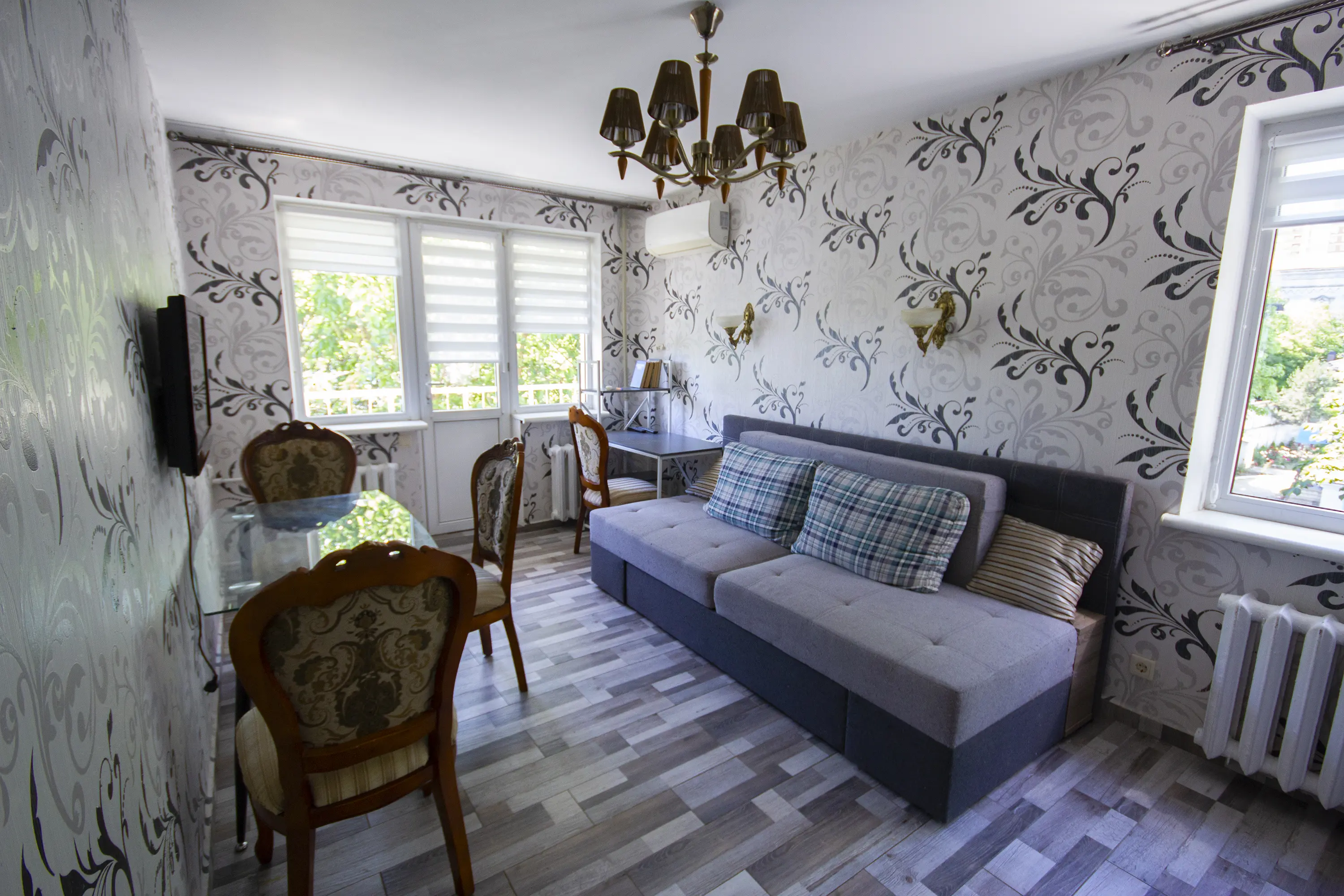 Фото Rent a 2-room apartment, Marazliivska Street 1 Odesa for long-term rent, price: 400 $, code 6609