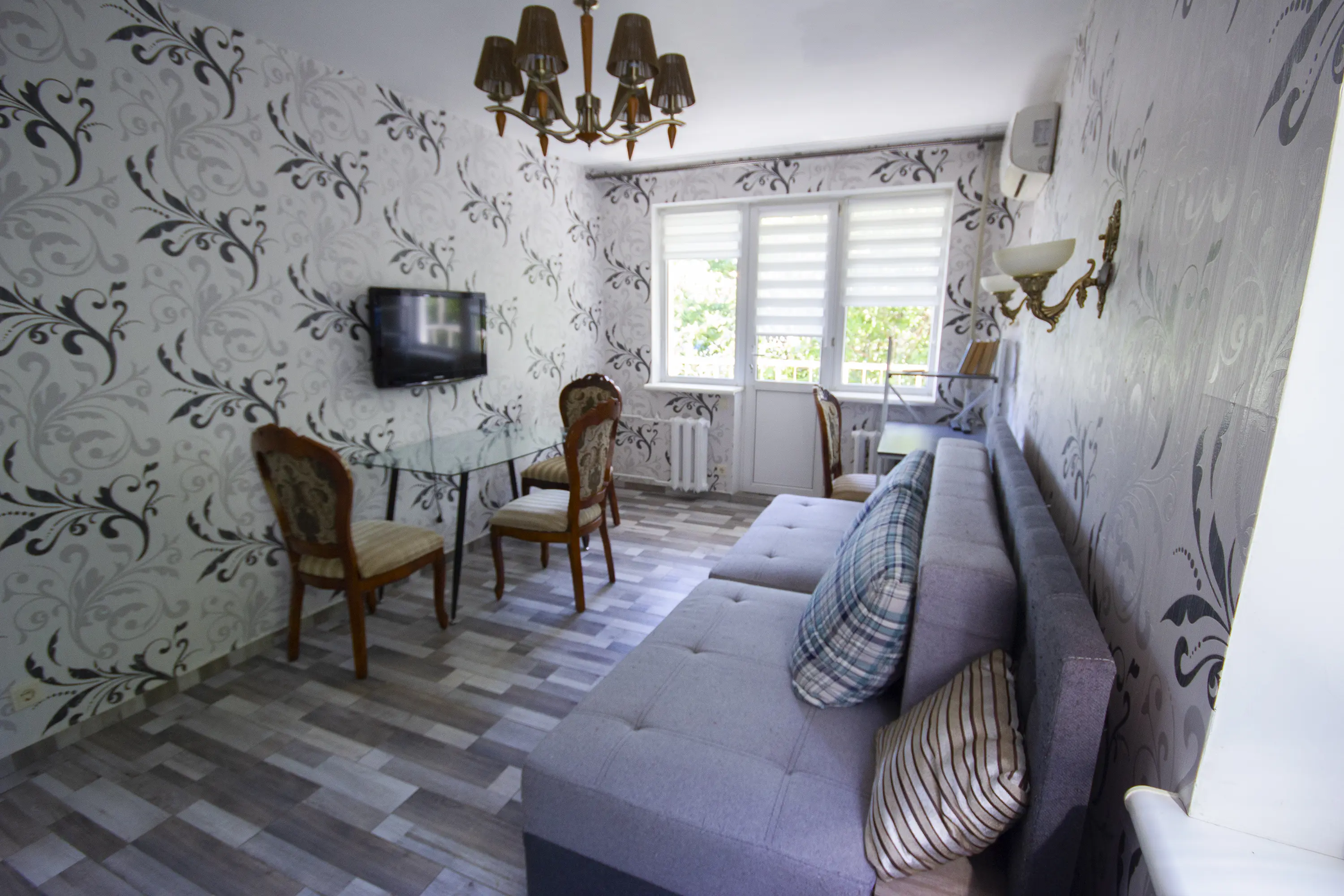 Фото Rent a 2-room apartment, Marazliivska Street 1 Odesa for long-term rent, price: 400 $, code 6609