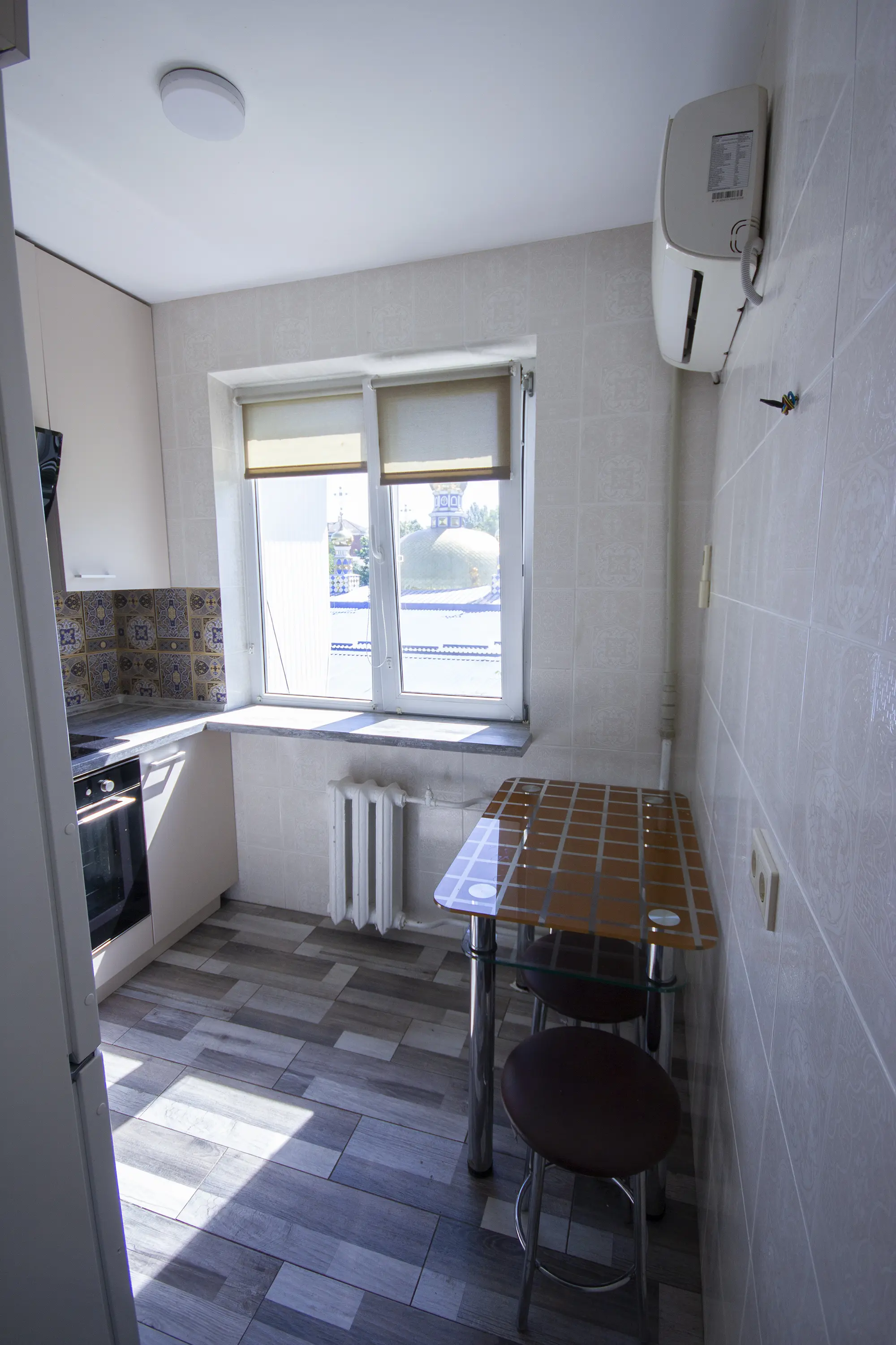 Фото Rent a 2-room apartment, Marazliivska Street 1 Odesa for long-term rent, price: 400 $, code 6609