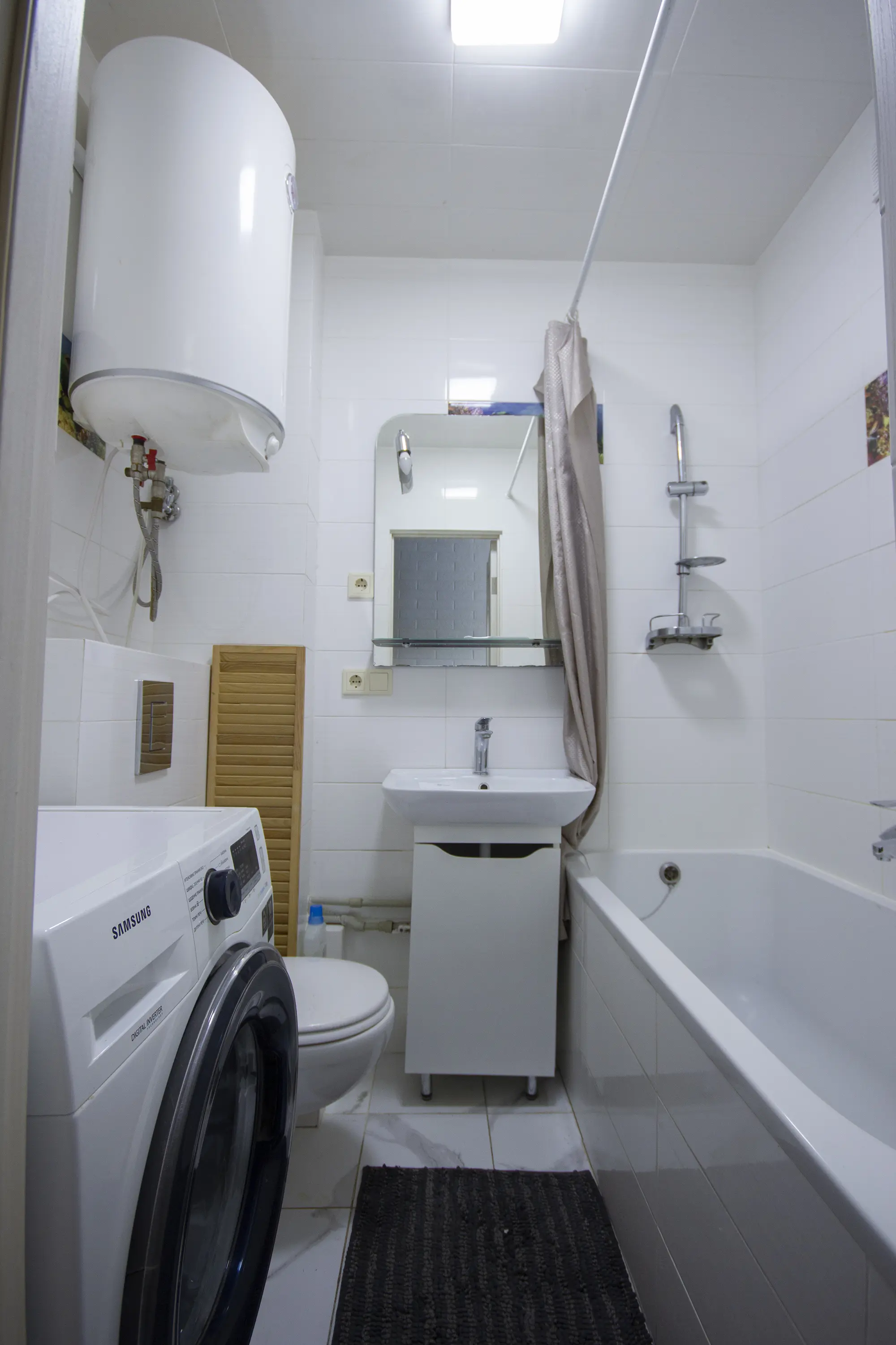 Фото Rent a 2-room apartment, Marazliivska Street 1 Odesa for long-term rent, price: 400 $, code 6609