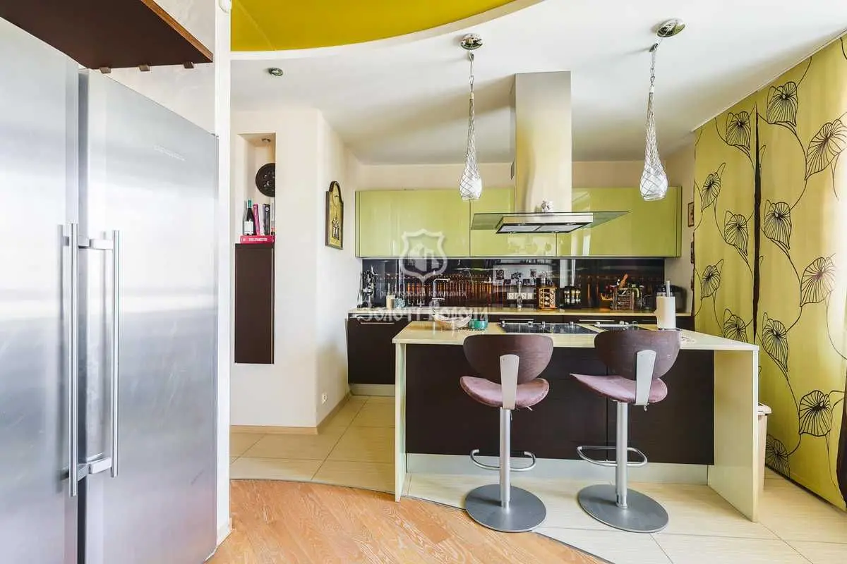 Фото Продаю 3 кімнатну квартиру, 113.1 кв. м, Урлівська вул.  Київ, ціна: 165000 USD, код 6612